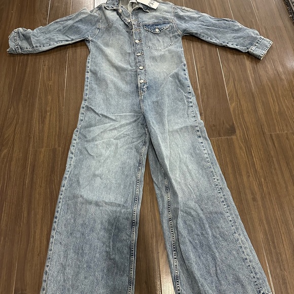 Zara loose jeans overall - Picture 2 of 2